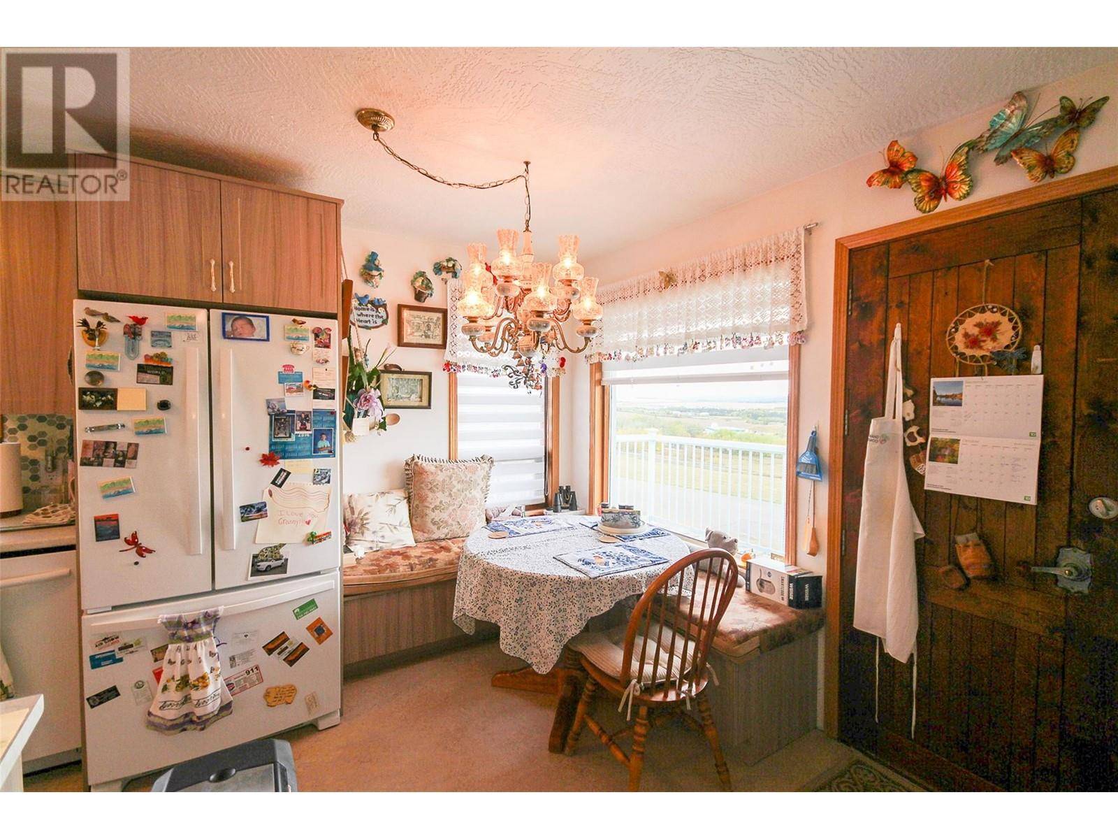 Dawson Creek, BC V1G1Y1,352 100B Avenue