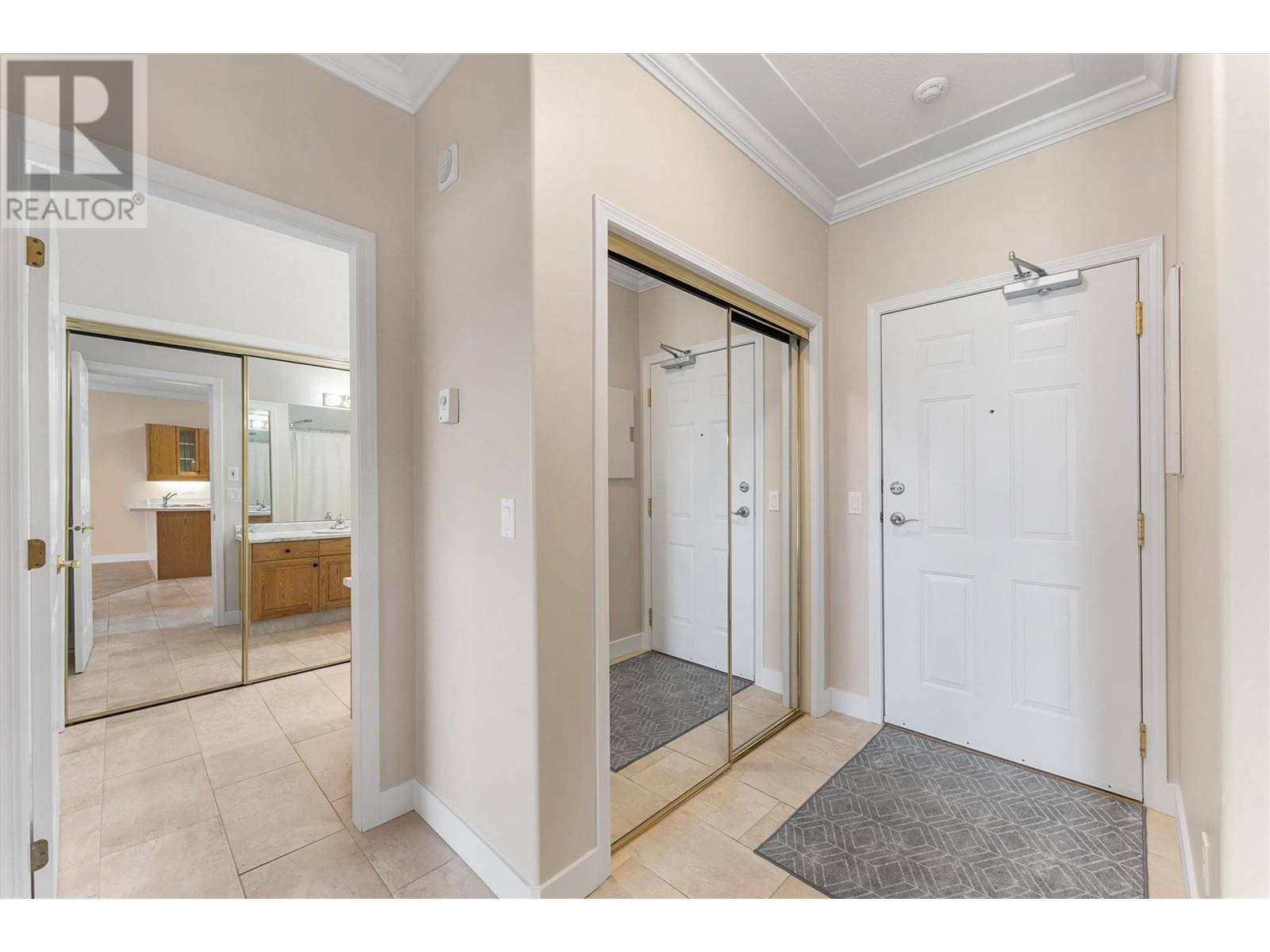 Kelowna, BC V1W3W5,1152 Lanfranco RD #205