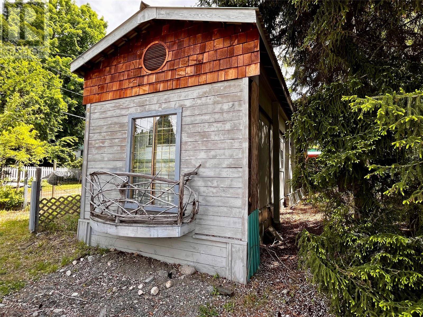 New Denver, BC V0G1S0,814 Josephine Street