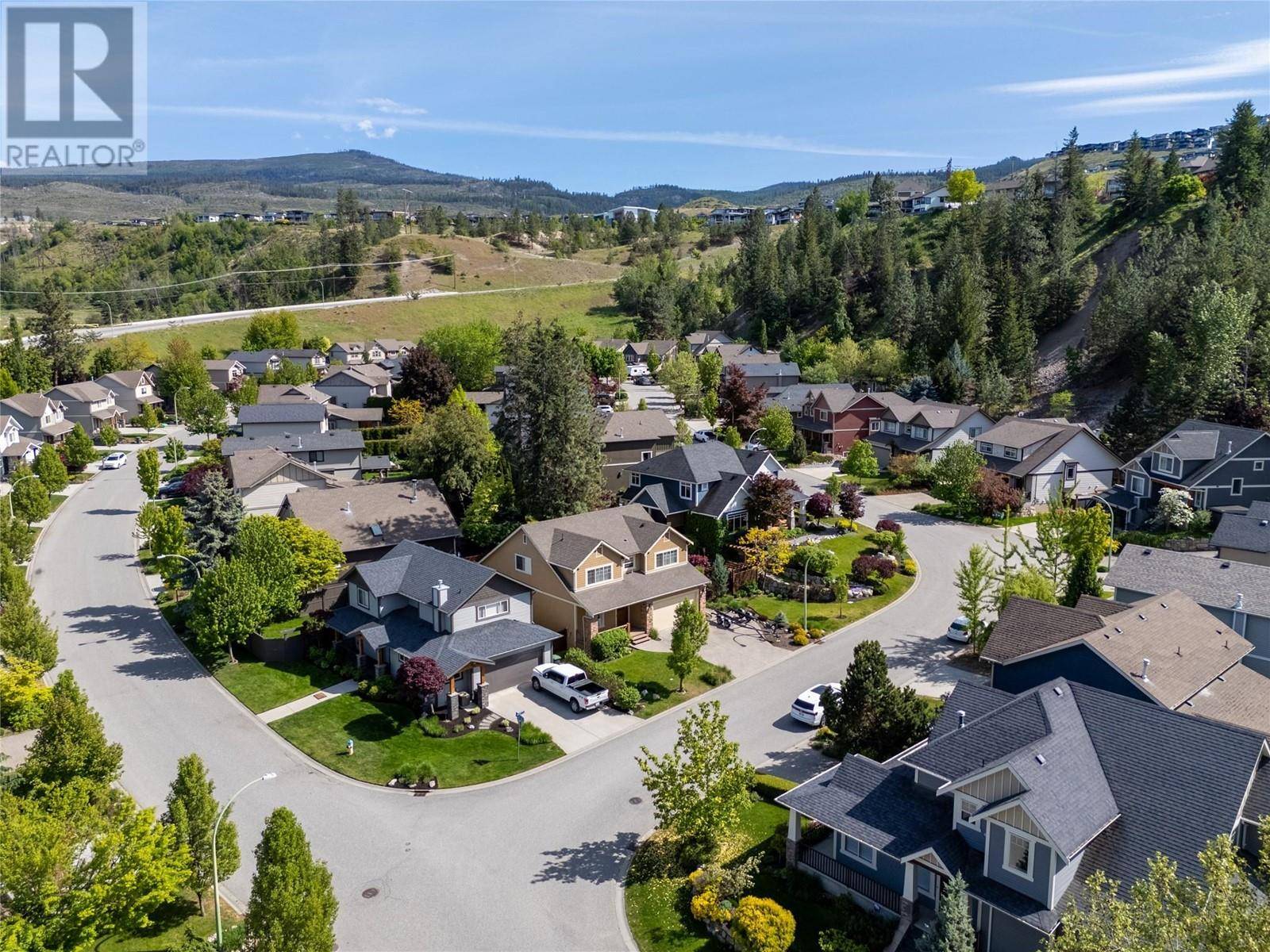 Kelowna, BC V1W4X8,1116 Paret Crescent