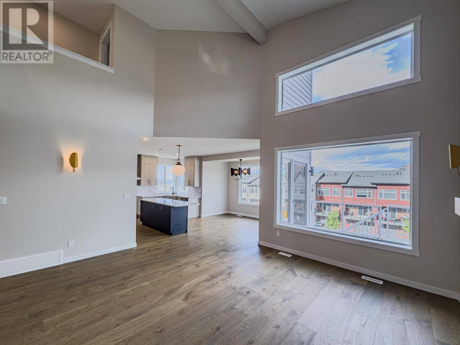 Kamloops, BC V2E0C4,1571 EMERALD Drive