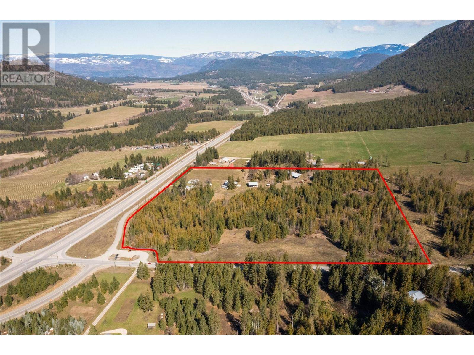 Tappen, BC V0E2X2,4251 Mikkelson Frontage Road