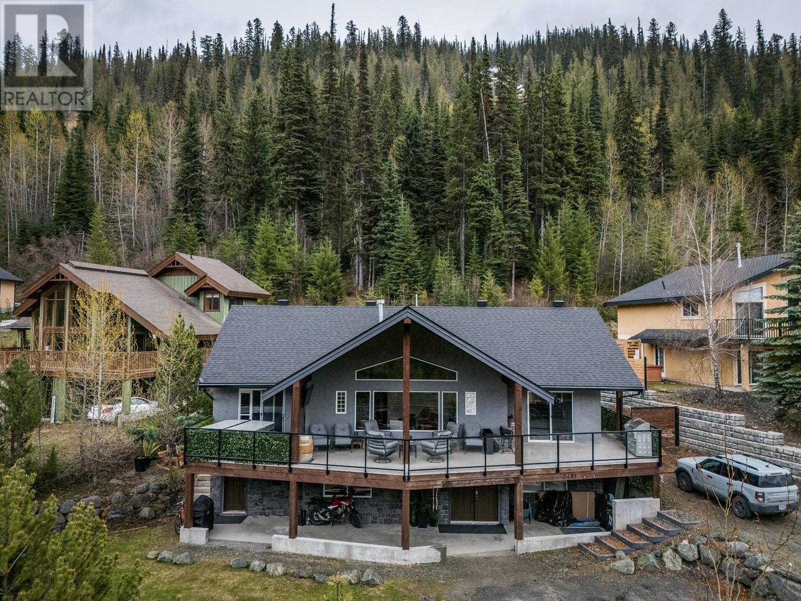 Sun Peaks, BC V0E5N0,2401 FAIRWAYS Drive