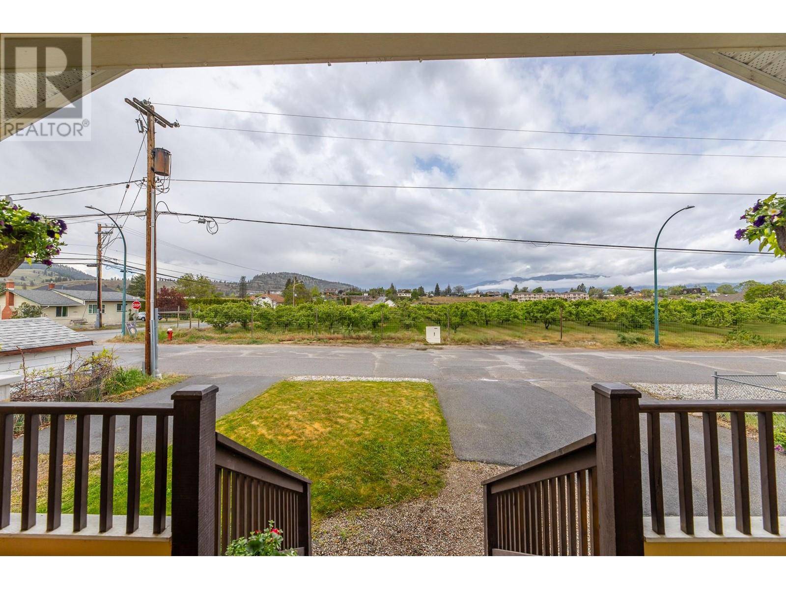 Summerland, BC V0H1Z5,10121 Turner Street