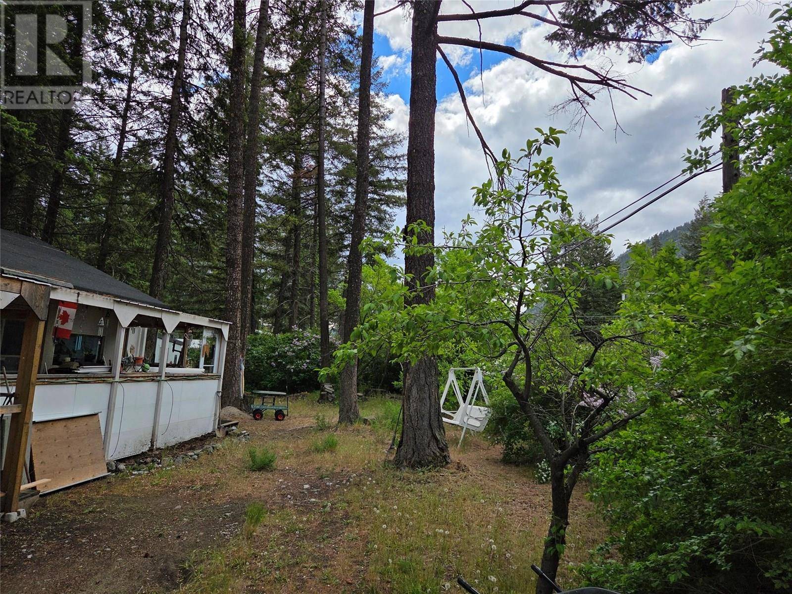 Olalla, BC V0X1N6,1498 Main ST #15