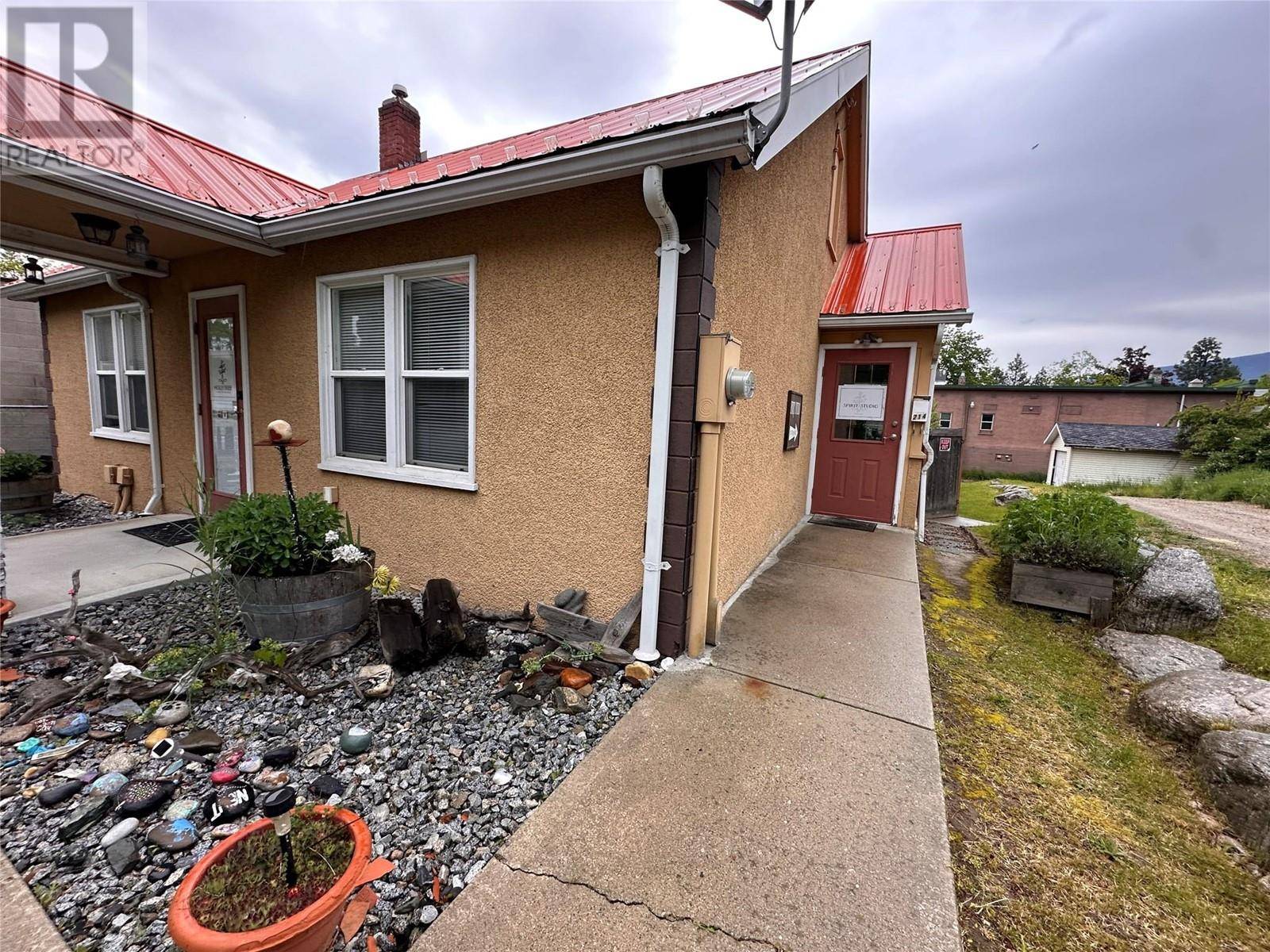 Castlegar, BC V1N1J2,214 11th Avenue