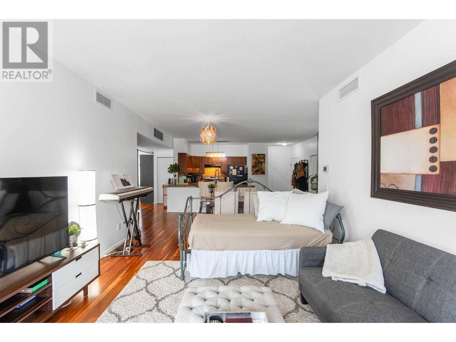 Kelowna, BC V1V2R6,3168 Via Centrale RD #1202