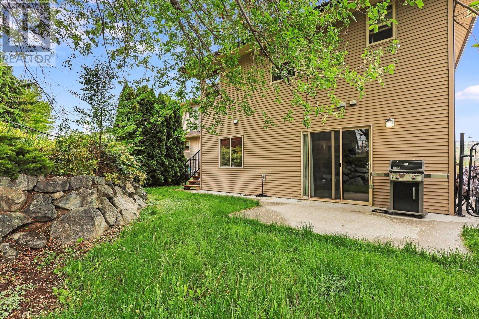 Kelowna, BC V1P1N8,1446 Tanemura Crescent