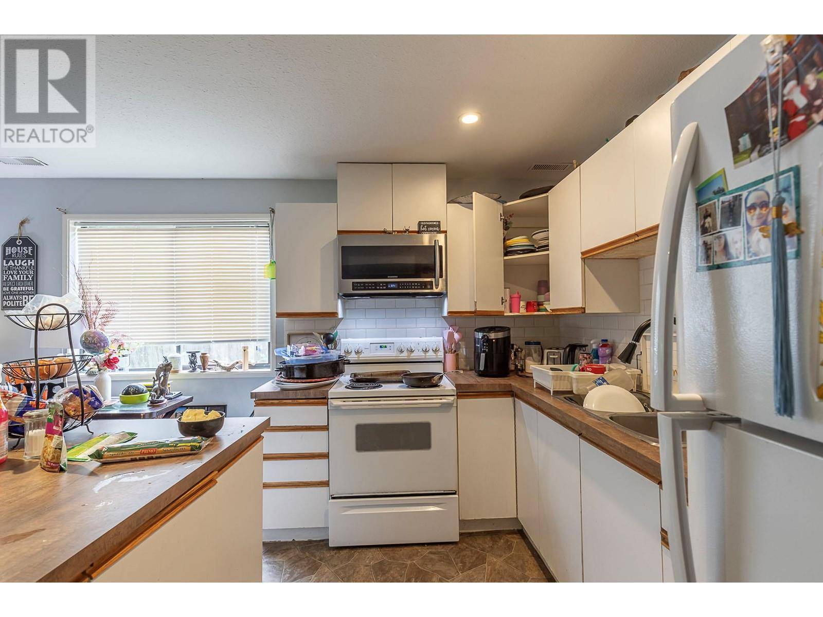 Armstrong, BC V0E1B4,3870 Highland Park Drive