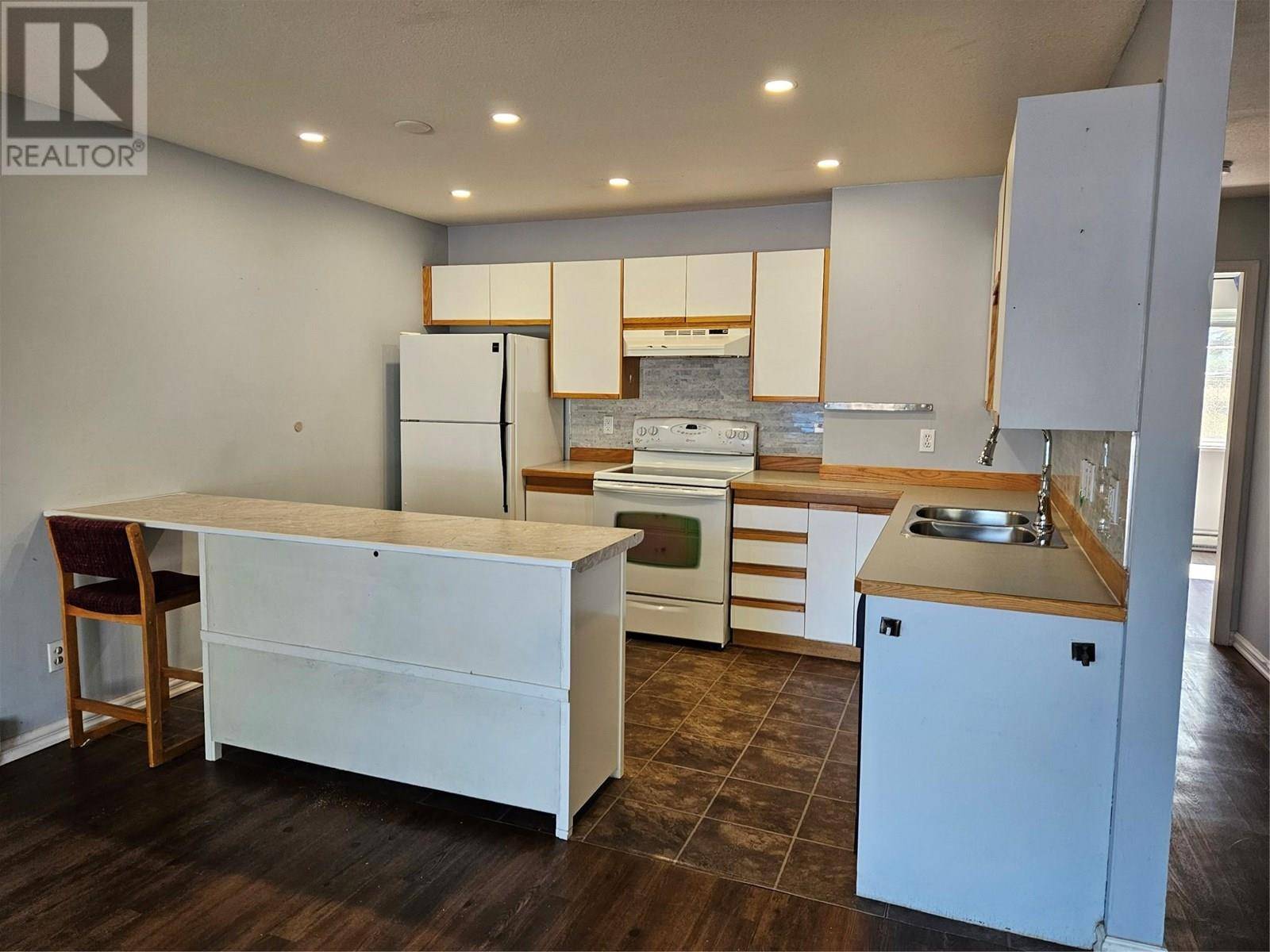 Merritt, BC V1K1B8,2295 BLAIR ST #307