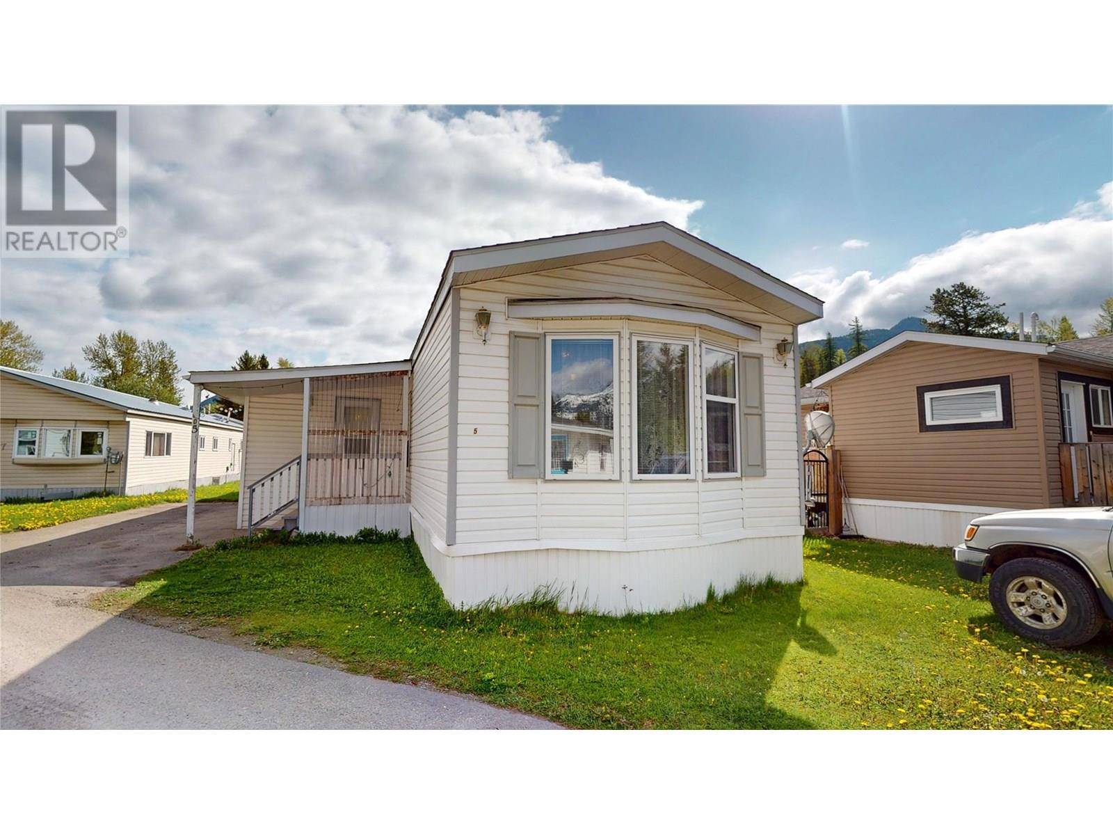 Fernie, BC V0B1M4,60 Cokato RD #D5