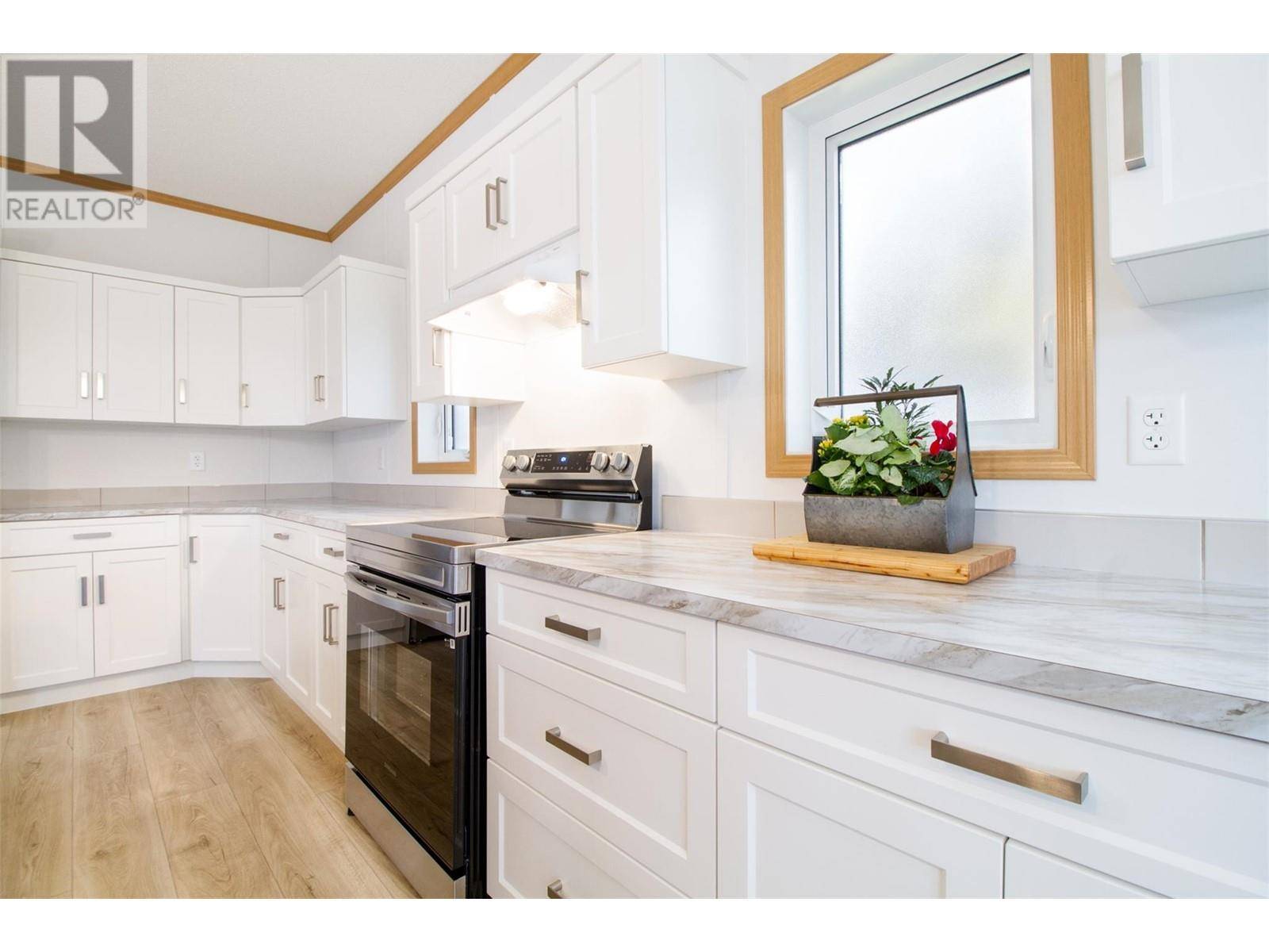 Revelstoke, BC V0E2S0,1204 Maplewood ST #19