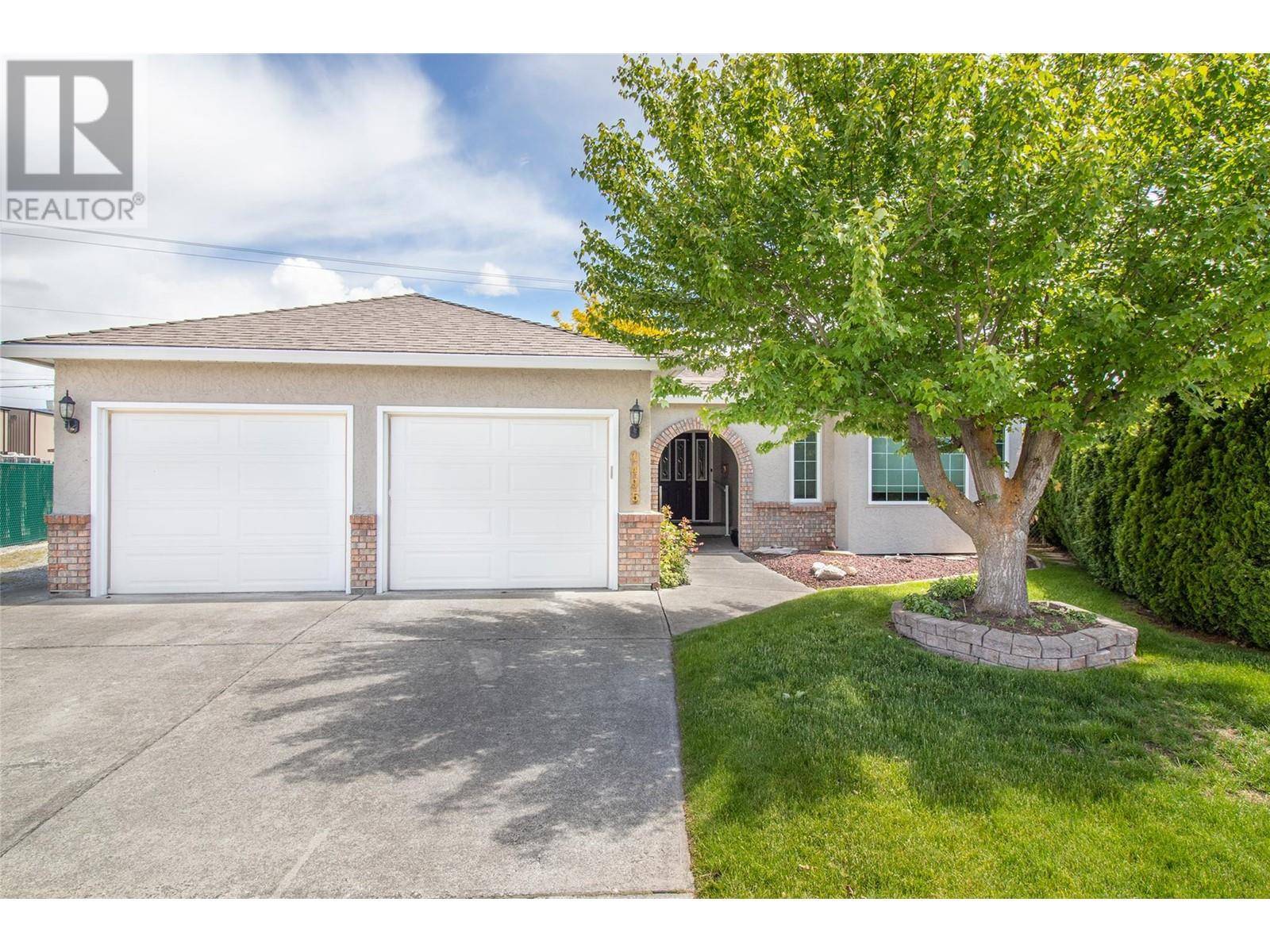 Kelowna, BC V1Y9H5,1495 Nelson Place