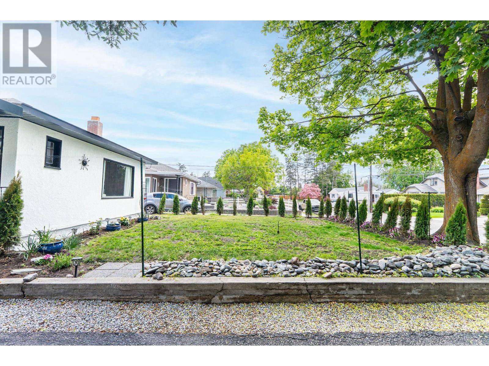 Penticton, BC V2A5R6,634 Latimer Street