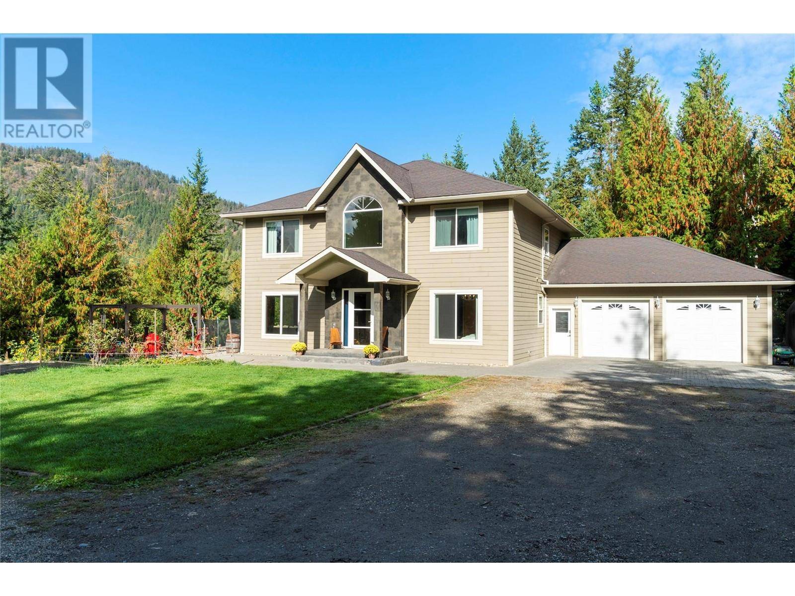 Tappen, BC V0E2X3,1534 Recline Ridge Road