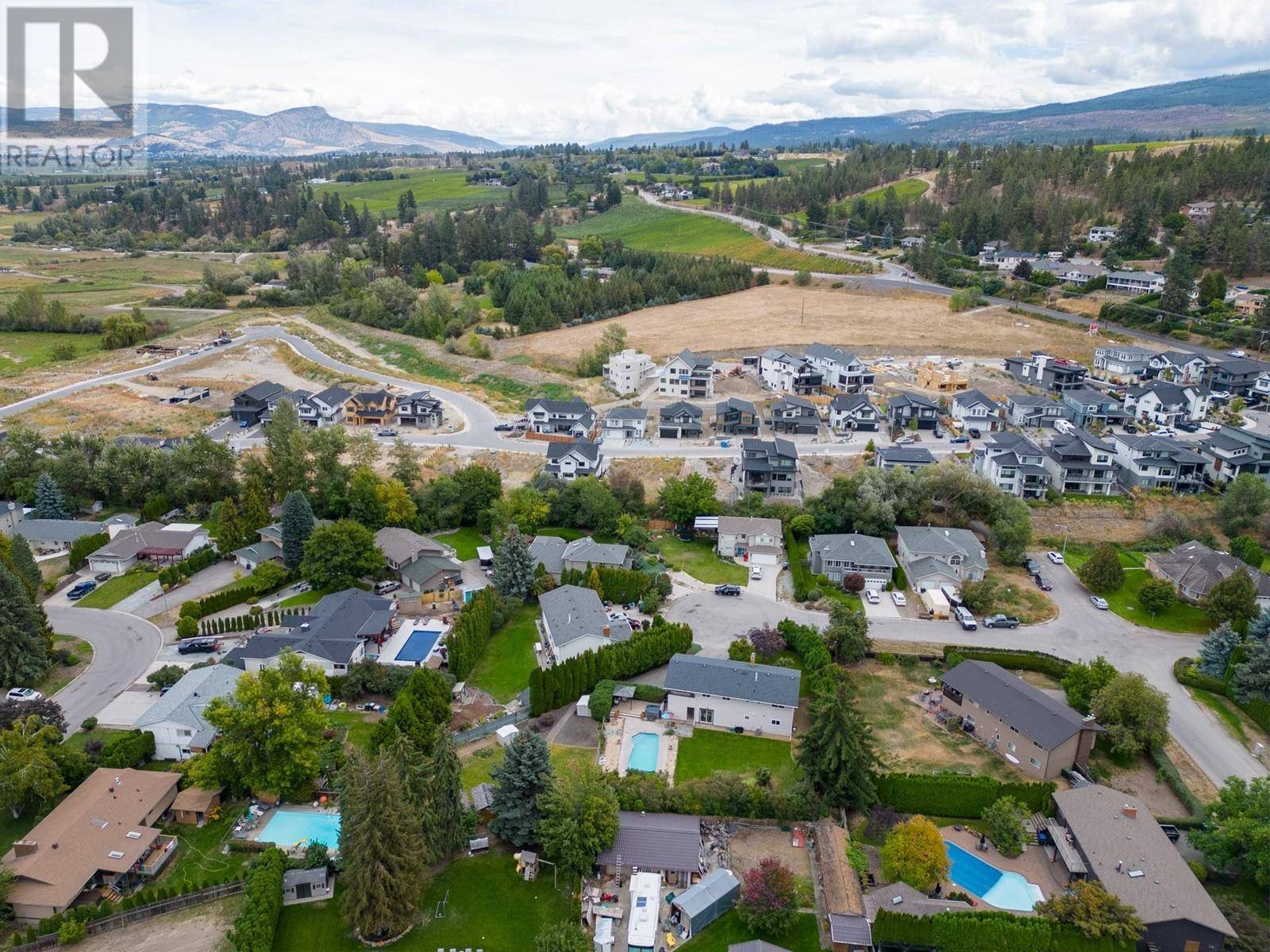 Kelowna, BC V1W1B5,790 Torrs Court