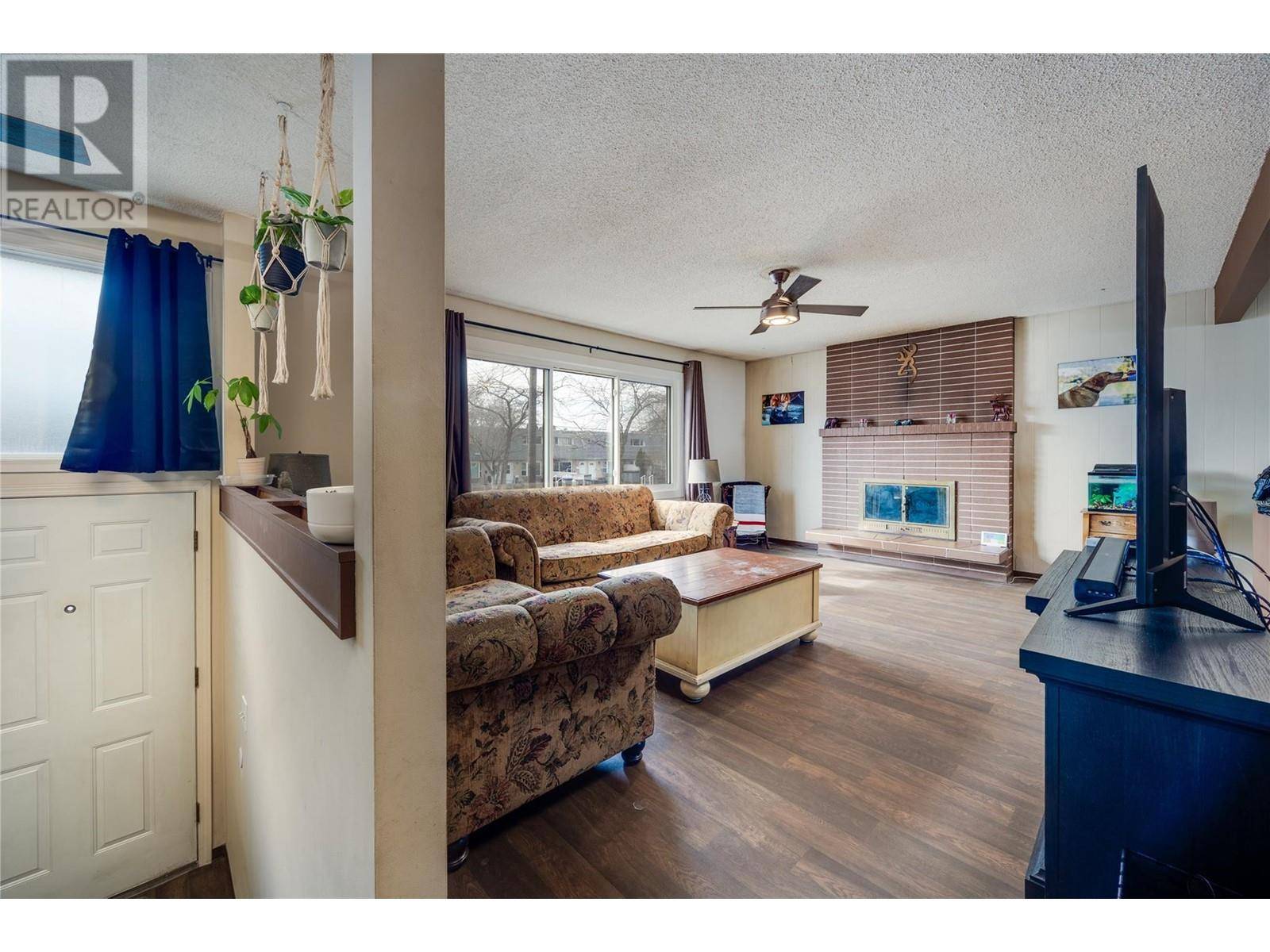 Kelowna, BC V1X1L5,710 Hollydell Road