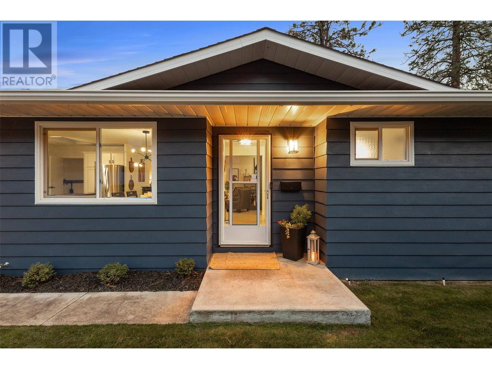 Peachland, BC V0H1X5,4239 4th Avenue