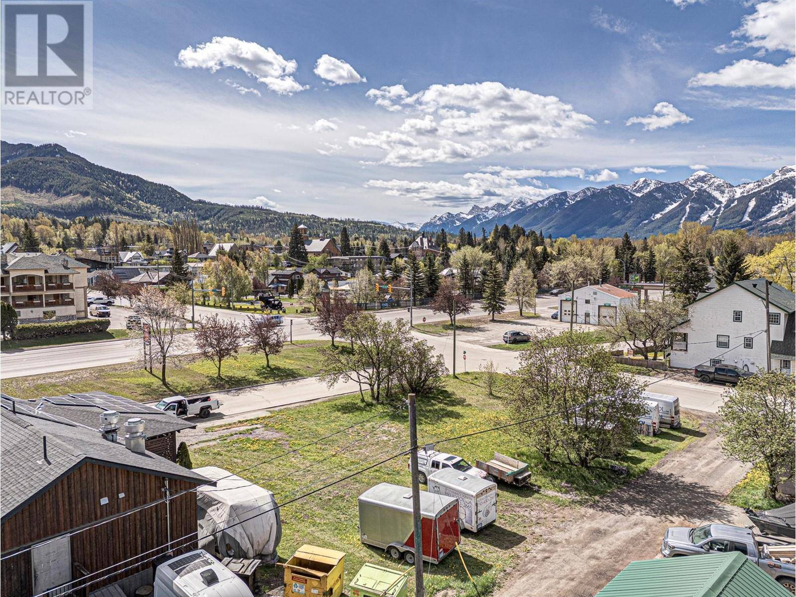 Fernie, BC V0B1M0,701 & 721 7th Avenue