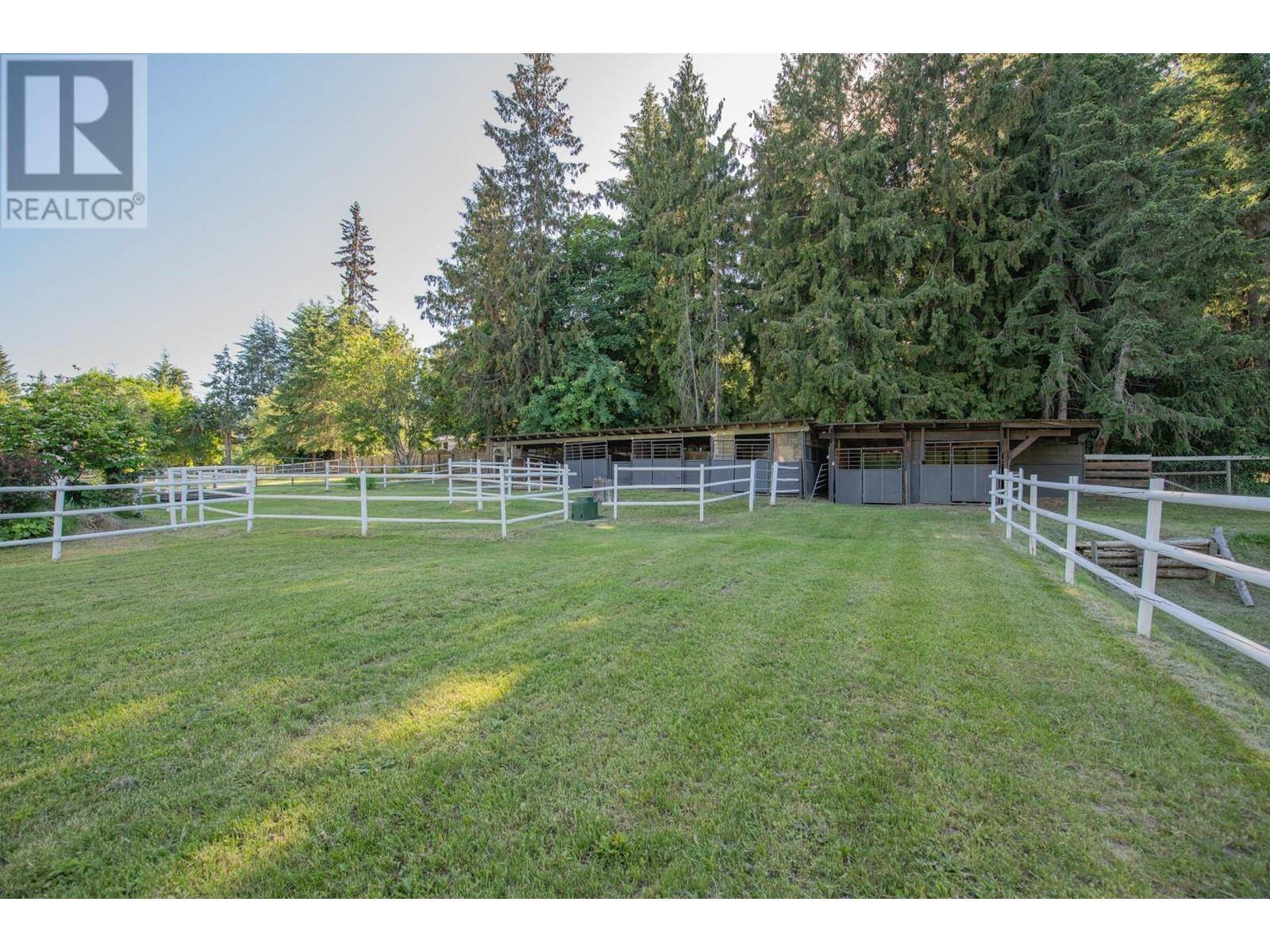 Salmon Arm, BC V1E1W7,4091 10 Avenue SE