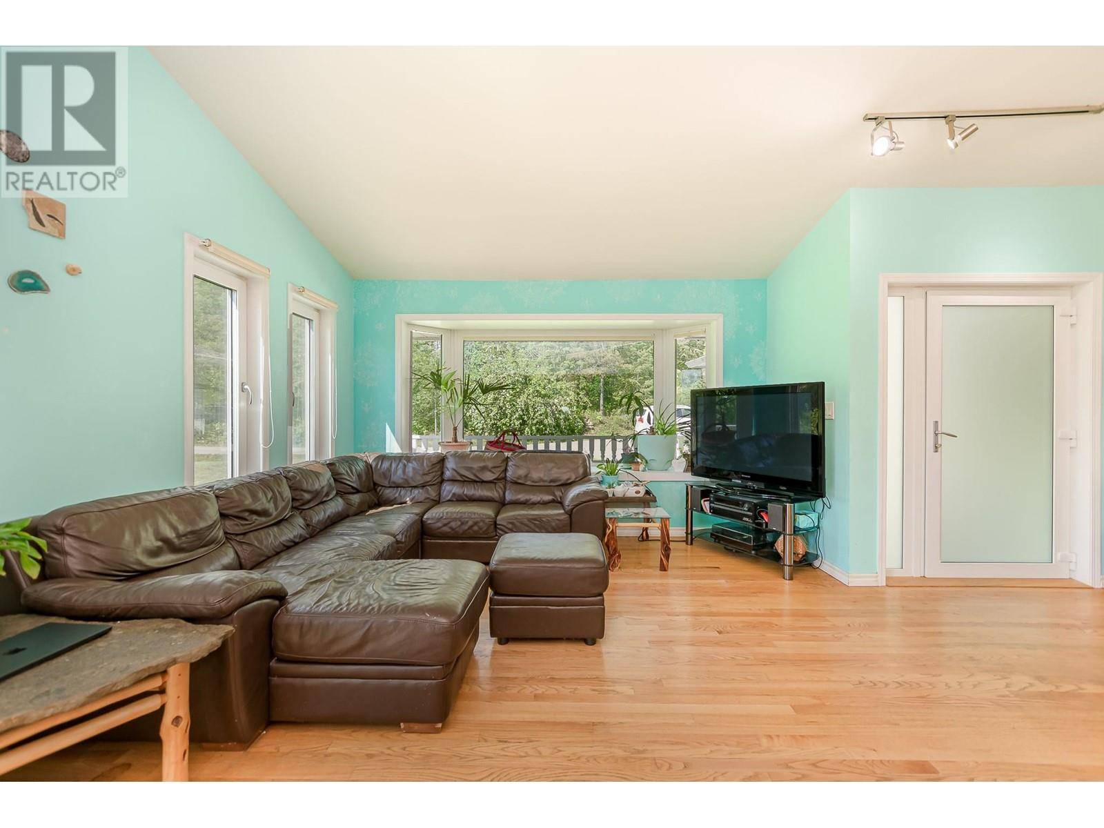 Enderby, BC V0E1V3,65 Grove Road