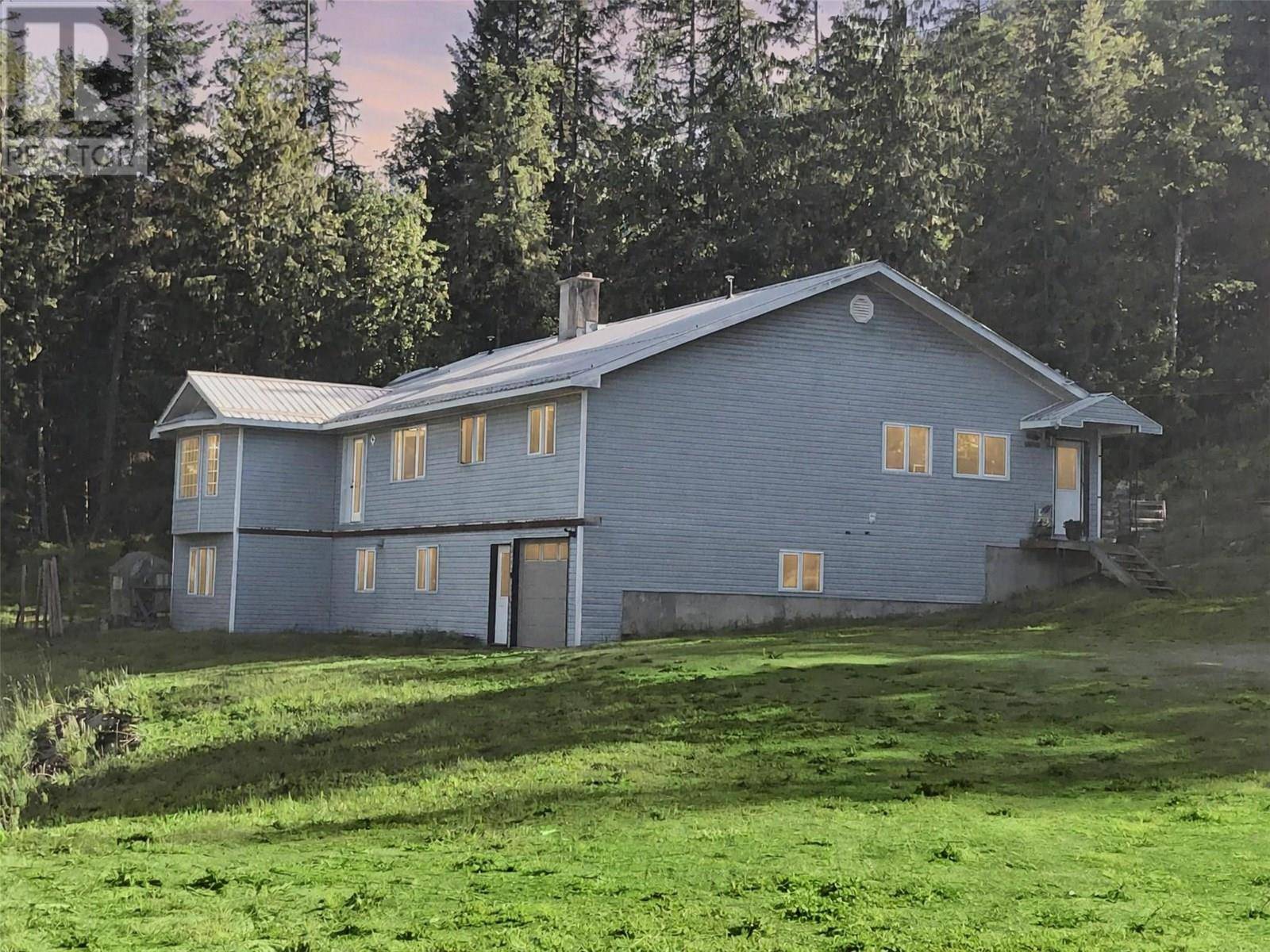 Creston, BC V0B1G7,1 - 1449 EVANS Road