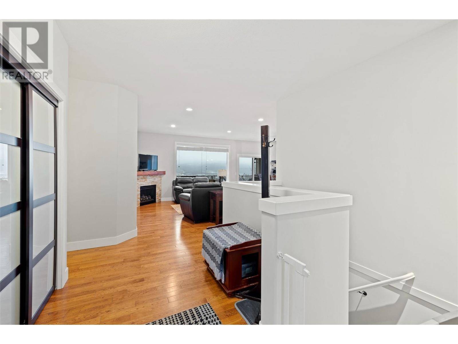 Lake Country, BC V4V2R9,9749 Santina Road