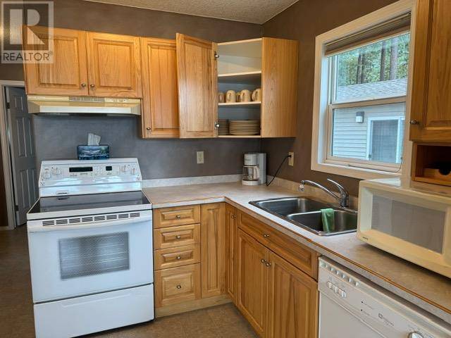 Salmon Arm, BC V1E3A2,6592 Trans Canada HWY #13