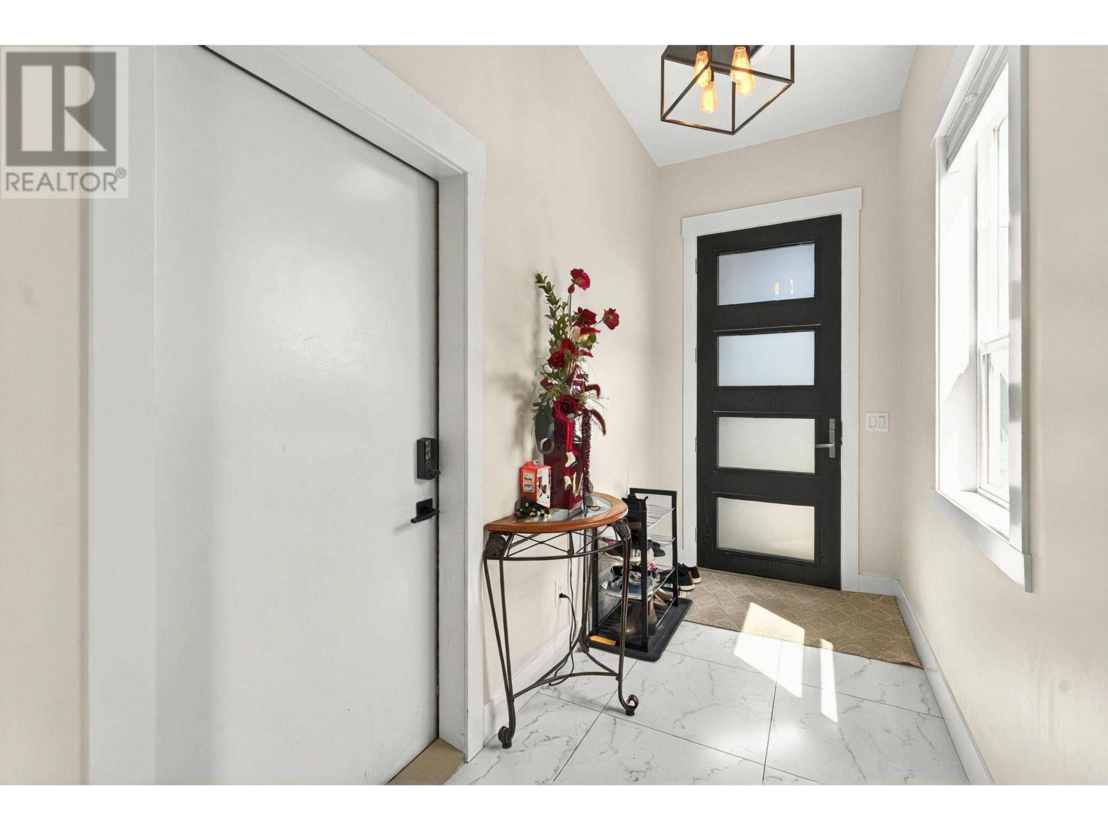 Kelowna, BC V1V1T6,136 Summerhill Place