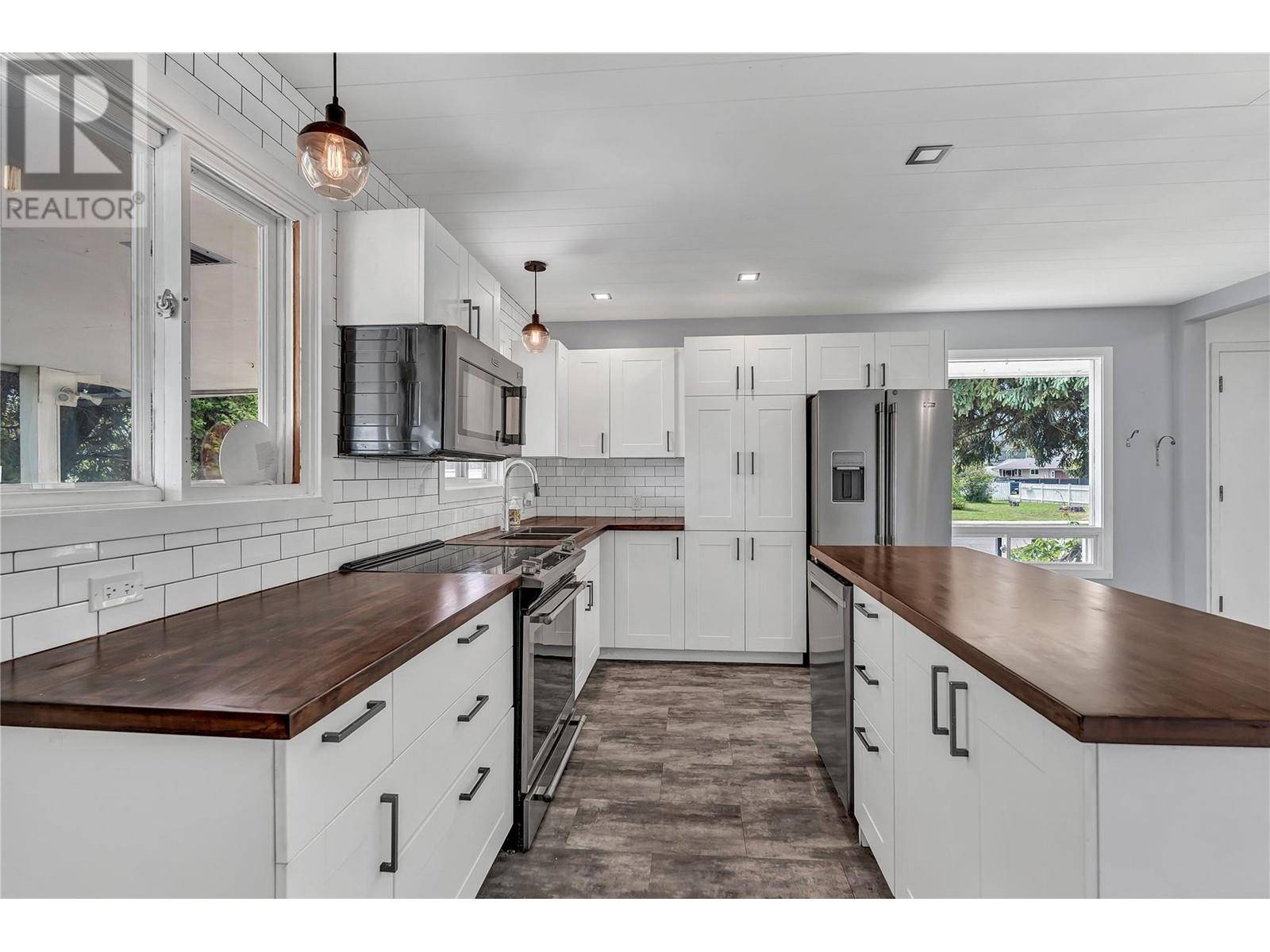 Summerland, BC V0H1Z0,9718 Quinpool Road