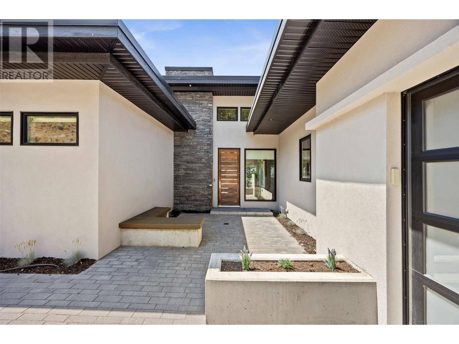 Kelowna, BC V1V2R1,3322 Shayler Road