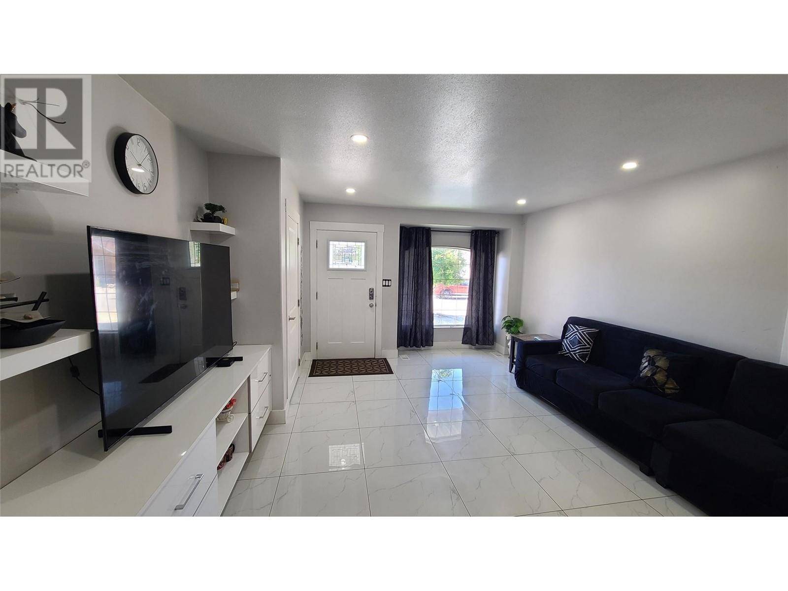 Oliver, BC V0H1T4,260 WILLOWS Place