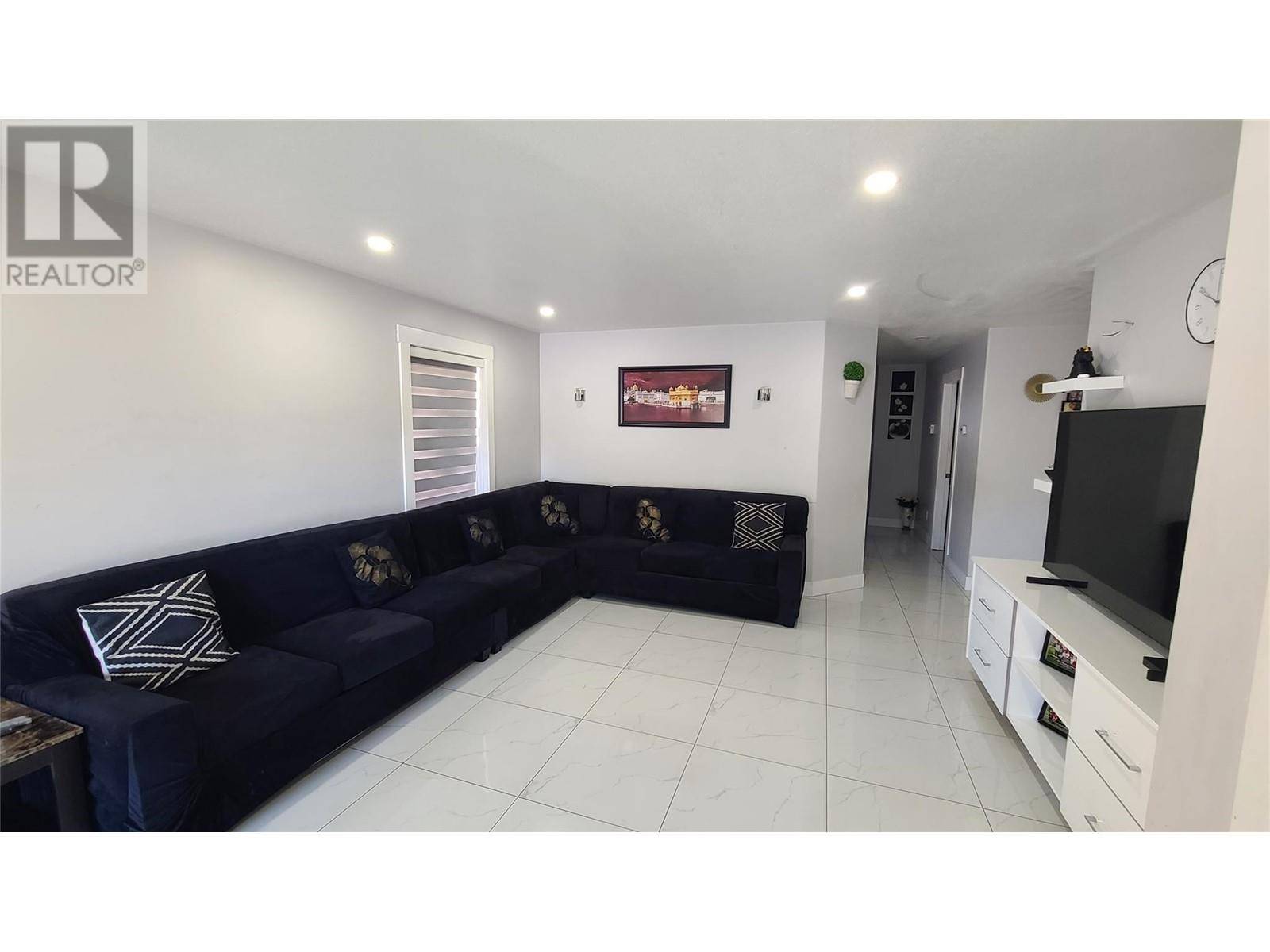 Oliver, BC V0H1T4,260 WILLOWS Place