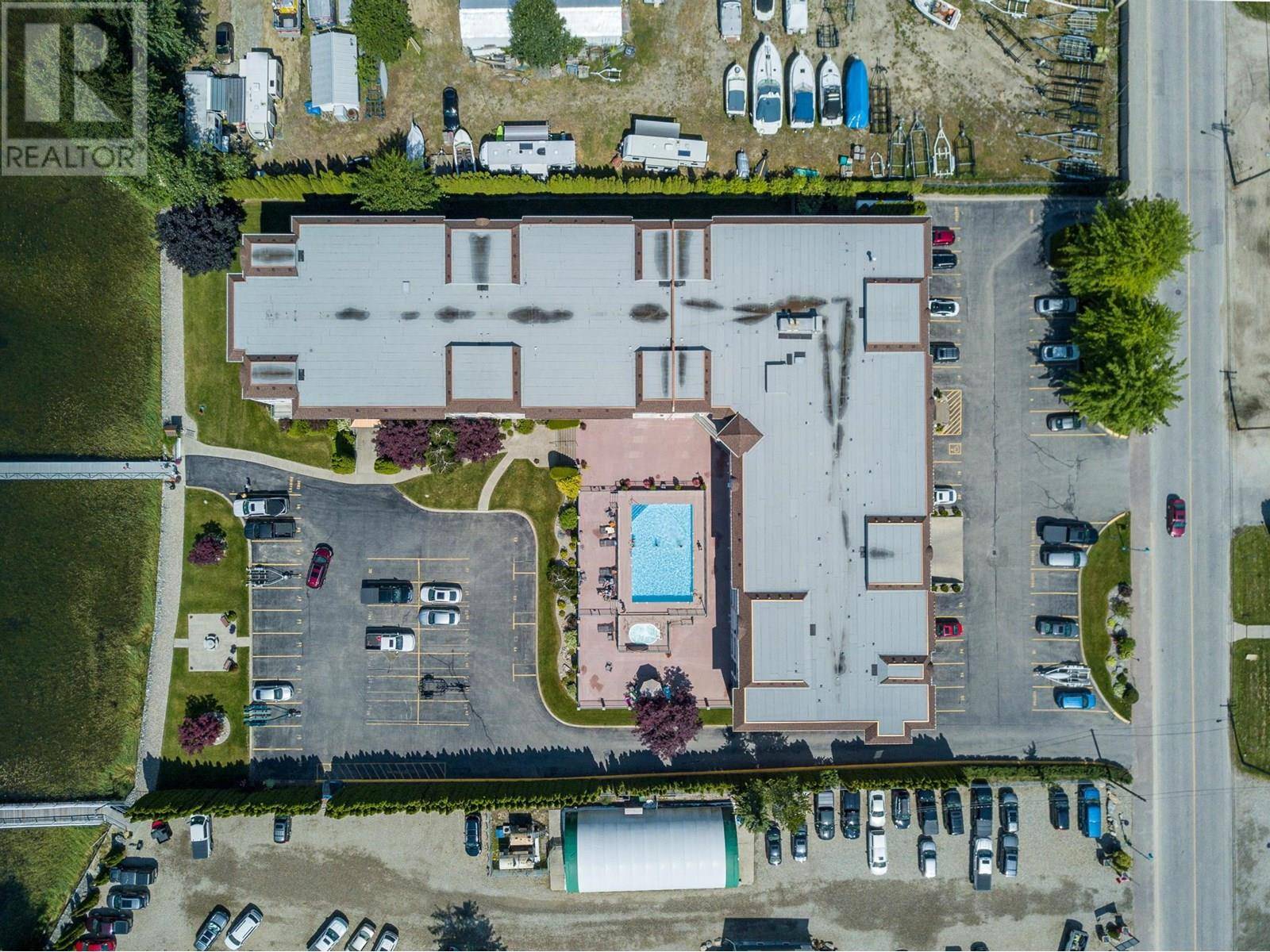 Sicamous, BC V0E2V0,1002 Riverside AVE #221