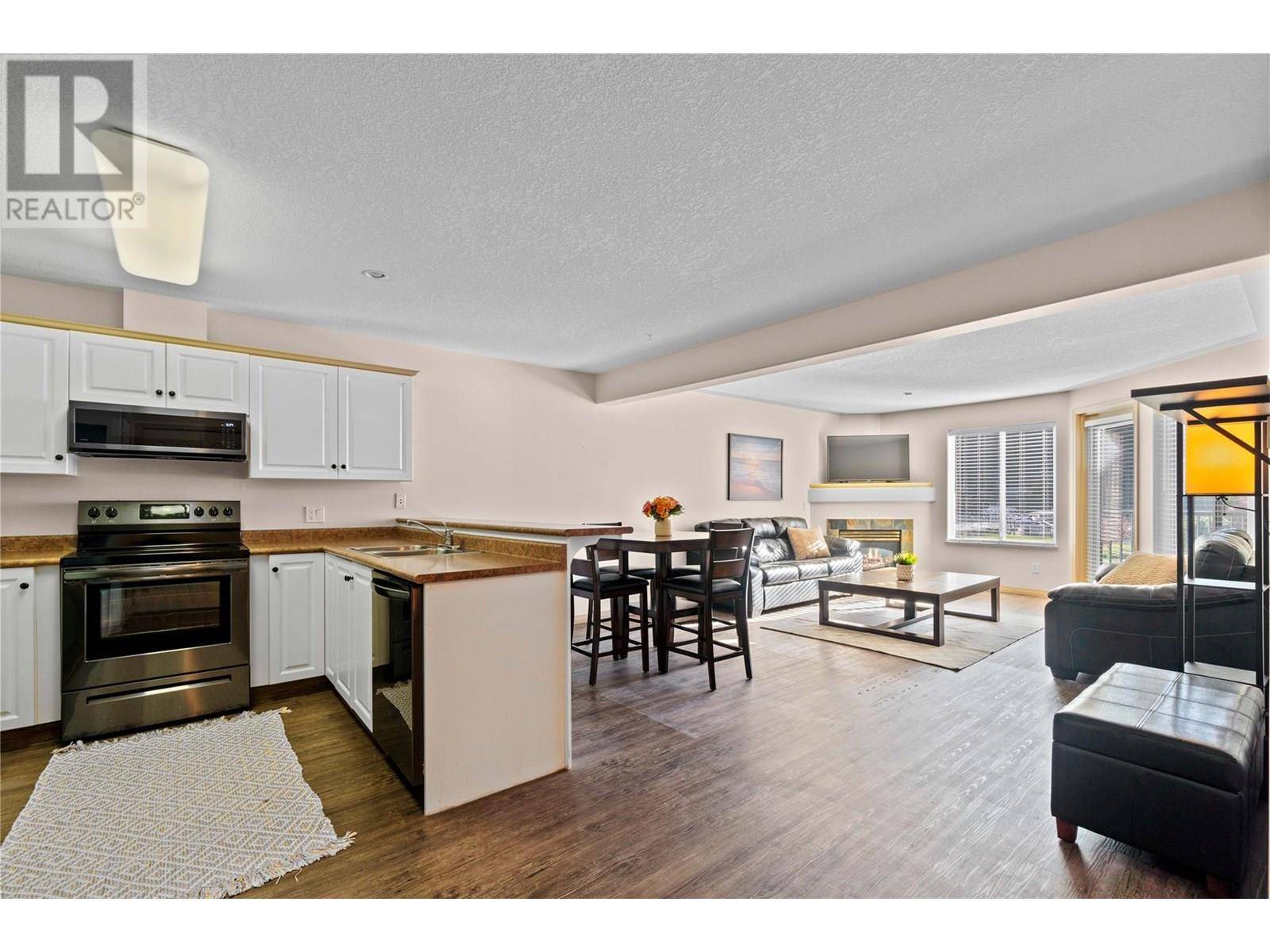 Sicamous, BC V0E2V0,1002 Riverside AVE #221