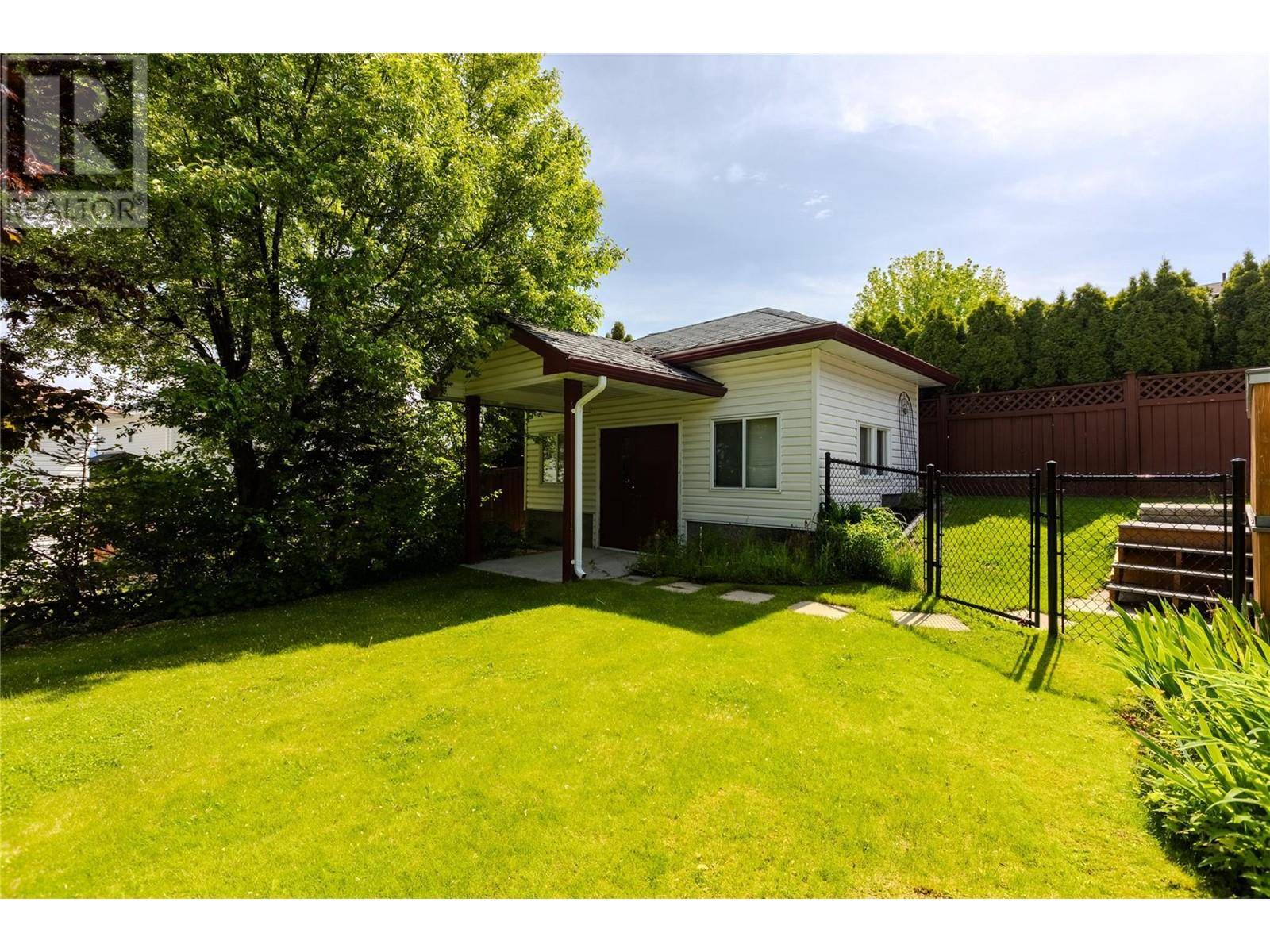 Kamloops, BC V1S1W4,2336 WHITBURN Crescent