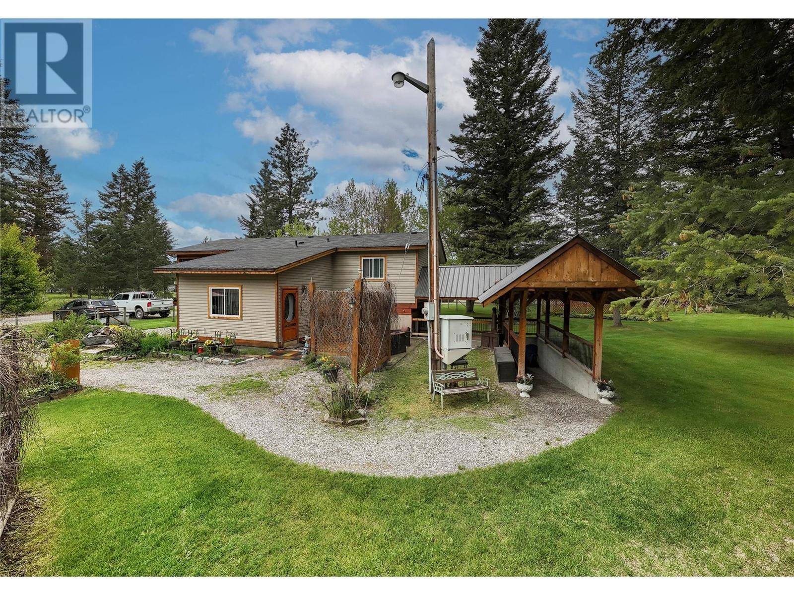Galloway, BC V0B1T2,8201 Rock Creek Road