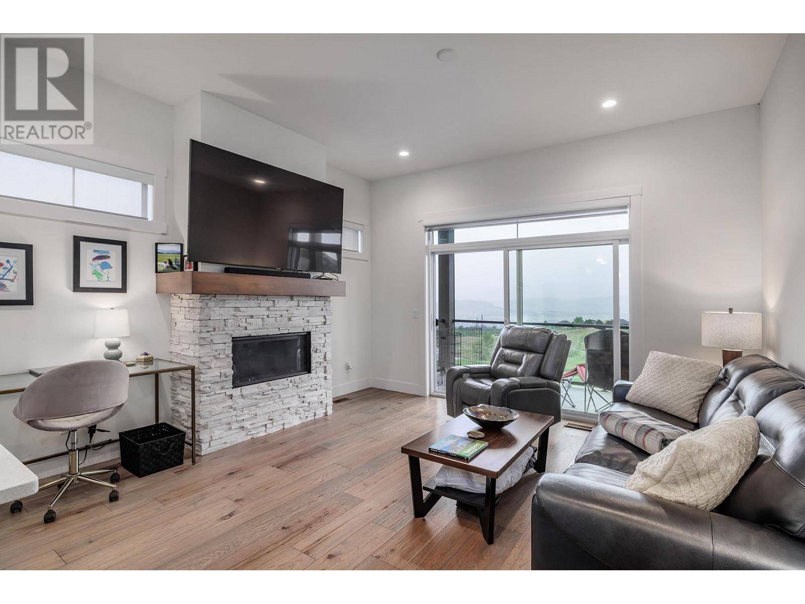 Kelowna, BC V1P1T8,1428 Tower Ranch Drive