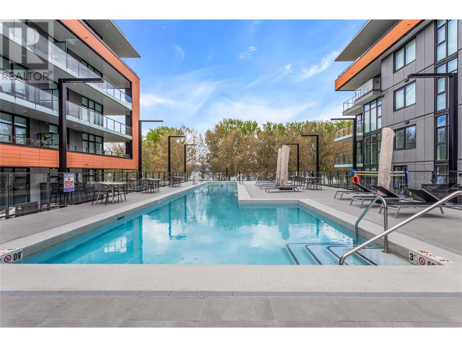Kelowna, BC V1W0G5,3389 Lakeshore RD #316