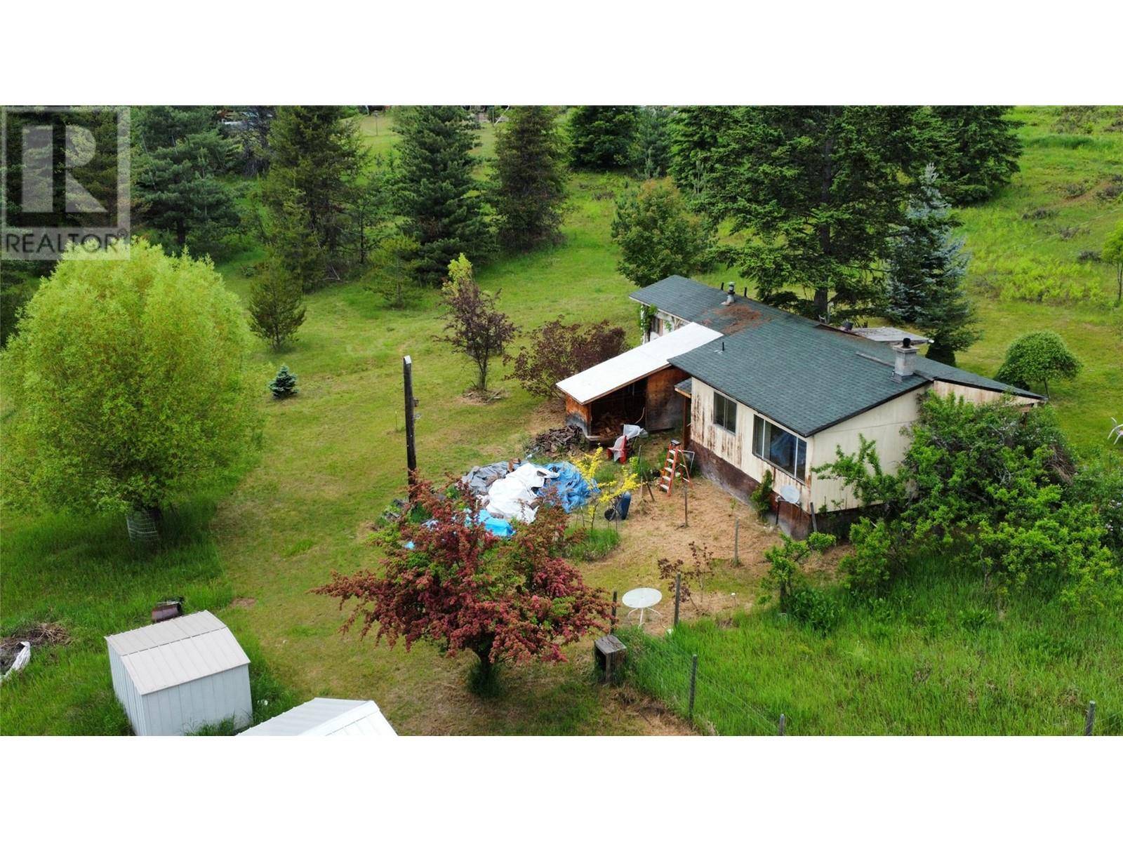 Krestova, BC V0G1H2,3688 Mckenzie Road