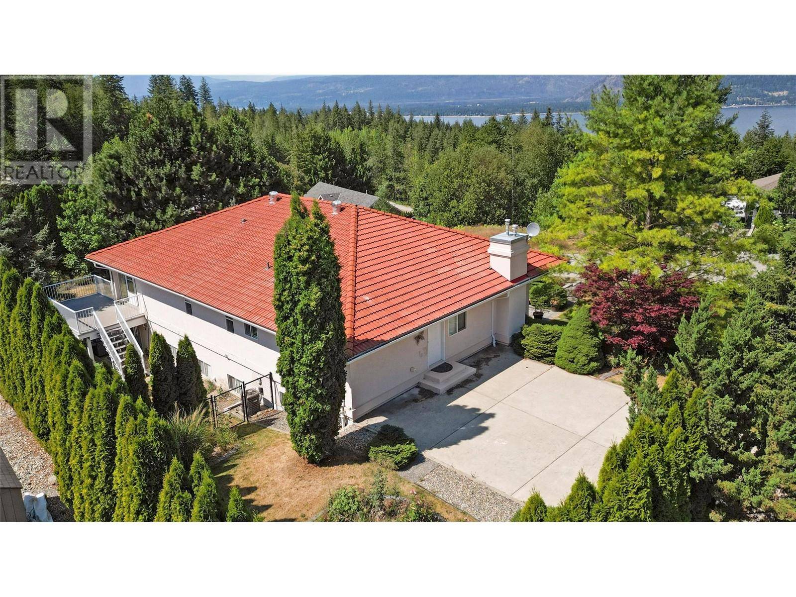 Blind Bay, BC V0E2W1,2143 Pleasant Dale Road