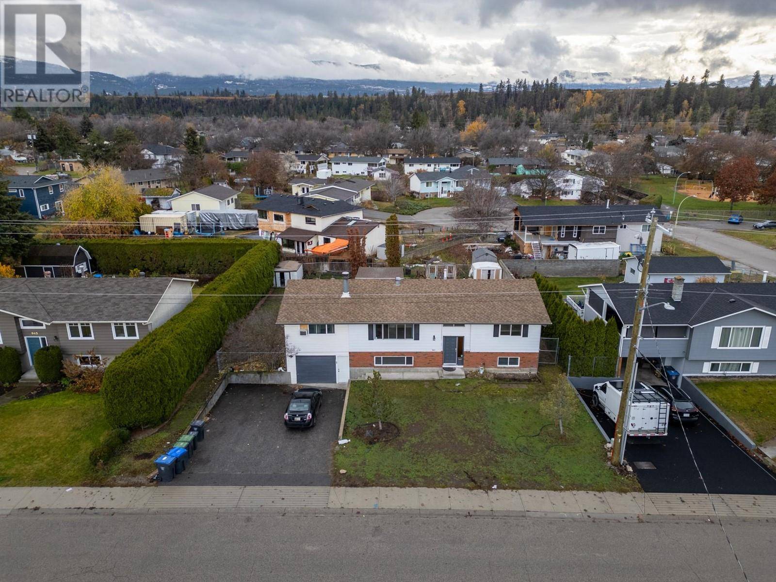 Kelowna, BC V1X5X4,965 Graham Rd Road