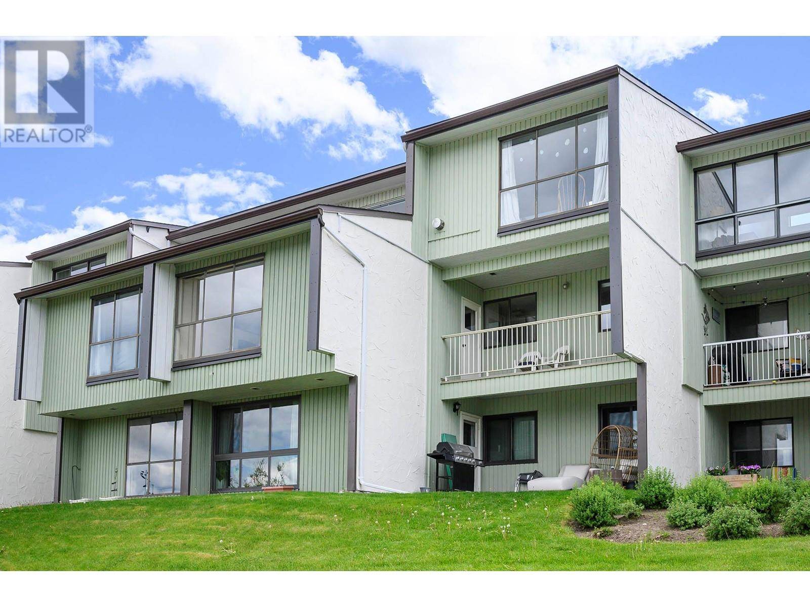 Kamloops, BC V2B1L9,137 McGill RD #20