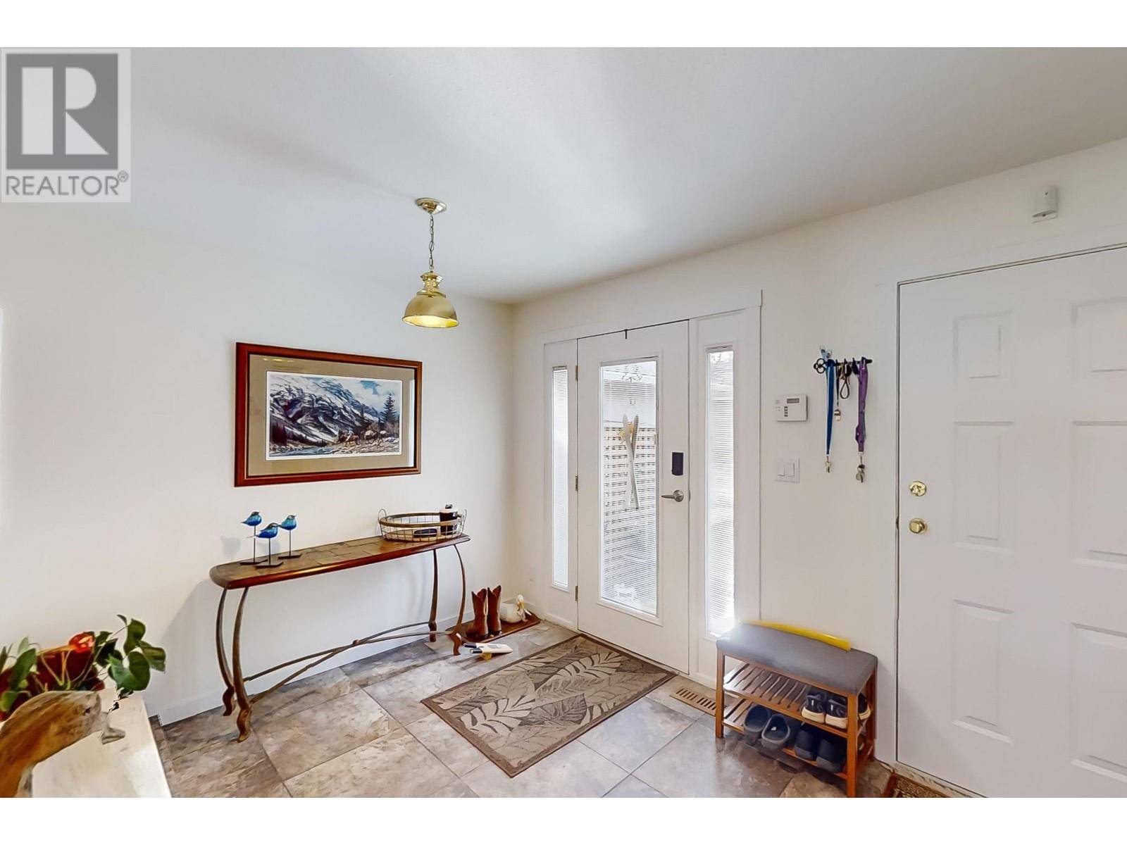 Kamloops, BC V2C6S8,763 FRONT ST #12