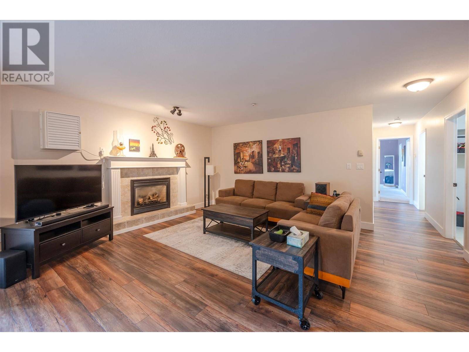 Penticton, BC V2A7M6,1750 ATKINSON ST #408
