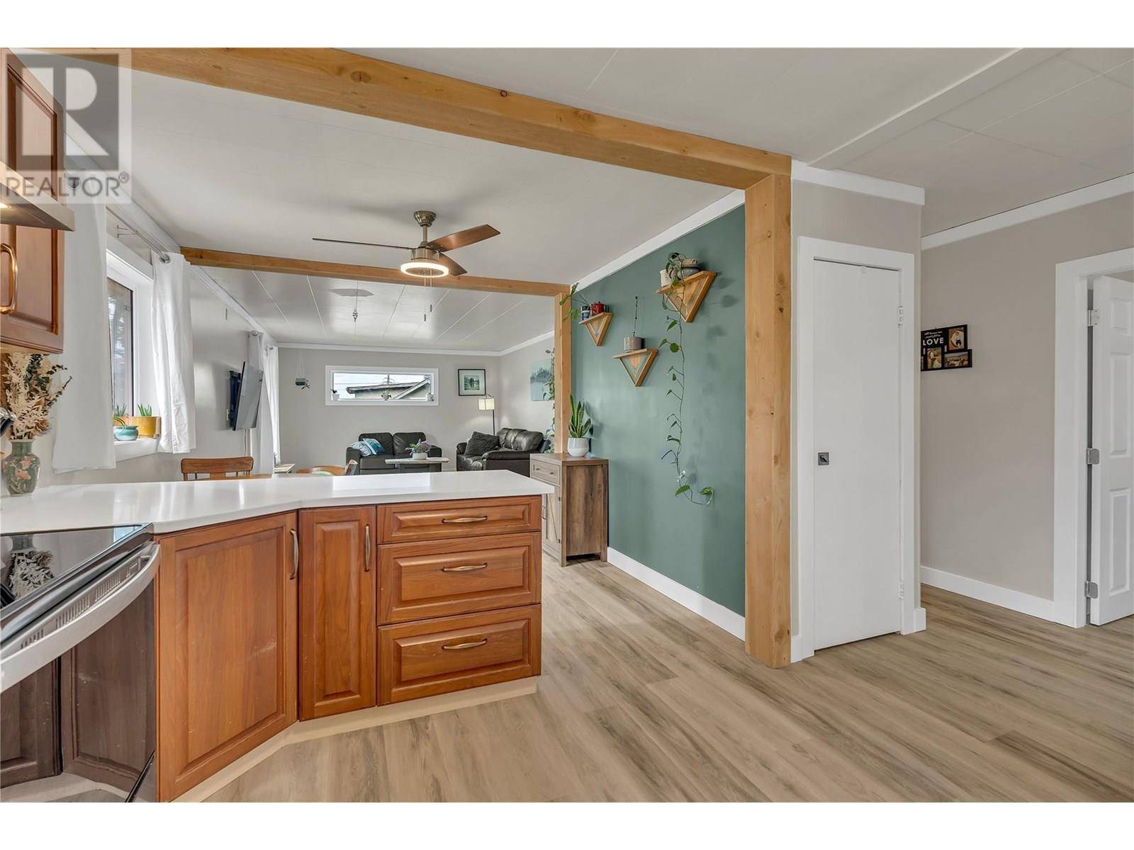 Summerland, BC V0H1Z2,12401 CAMPBELL Crescent