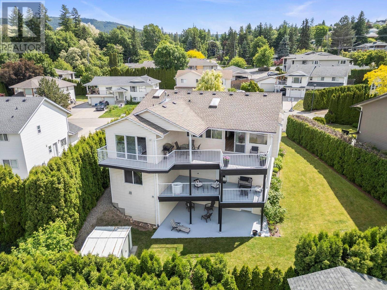 Salmon Arm, BC V1E1M3,1960 2 Avenue NE
