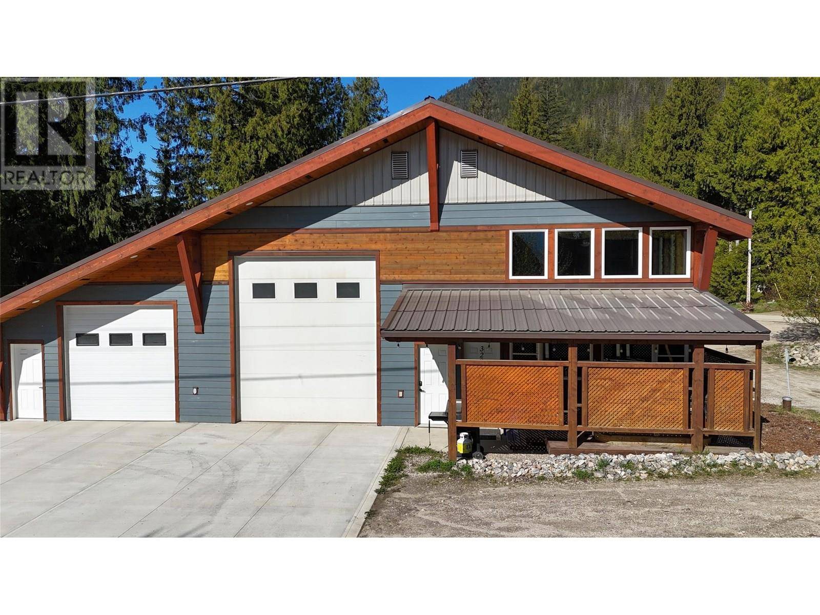 Revelstoke, BC V0E2S0,3297 Back Road