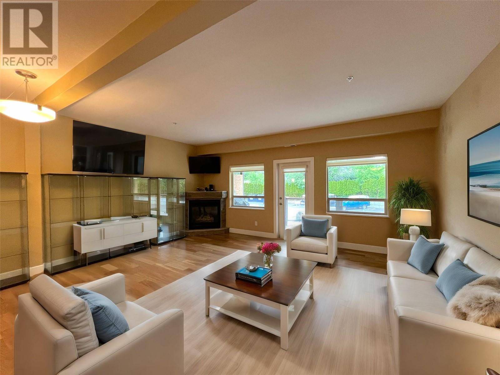 Peachland, BC V0H1X5,3996 Beach AVE #237