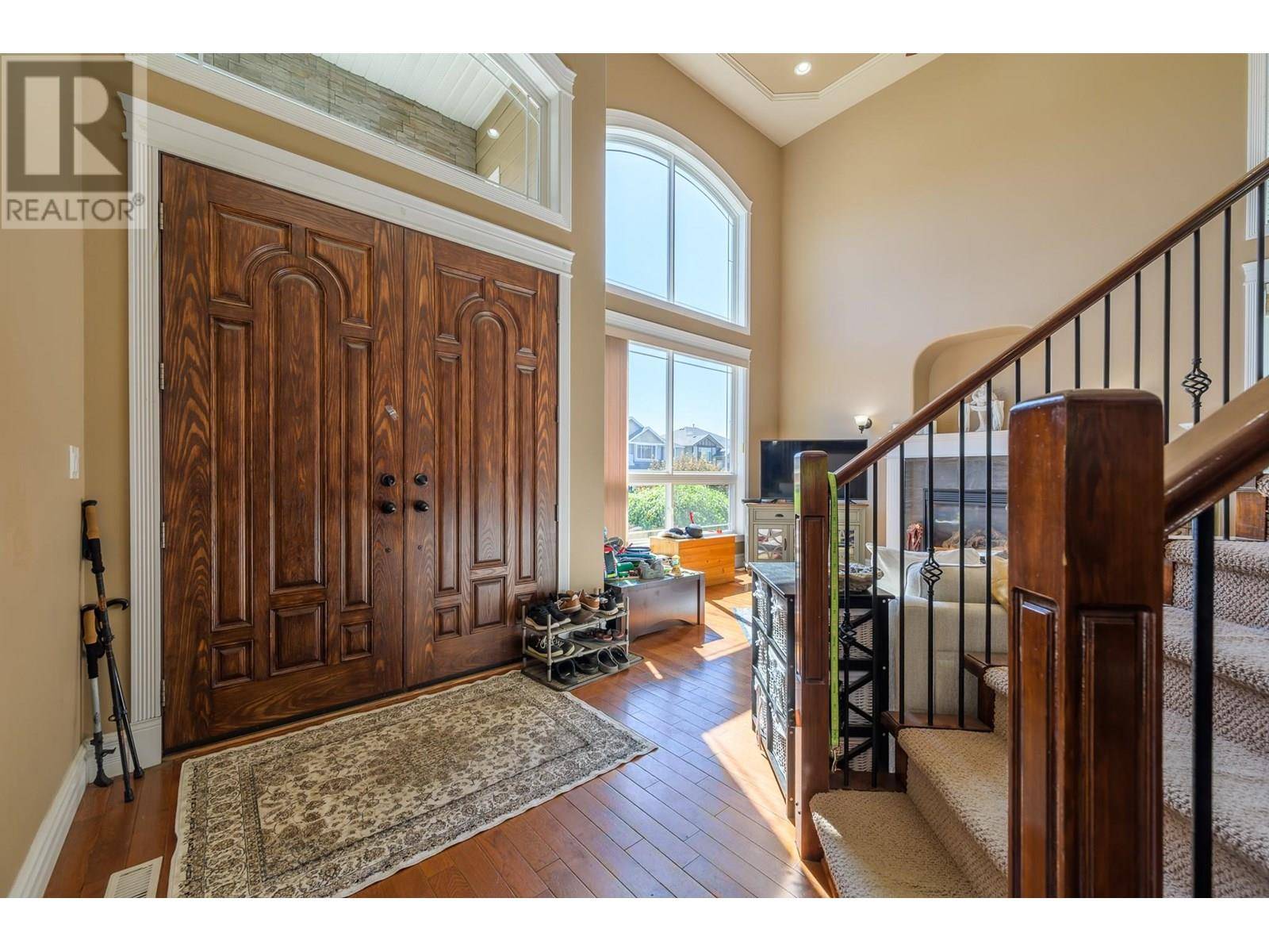 Kamloops, BC V2B8T4,866 ARLINGTON Court